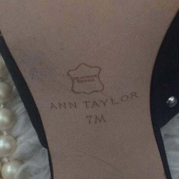 NIB • ANN TAYLOR Mariah Suede Open Toe Stud Mule - Picture 10 of 13